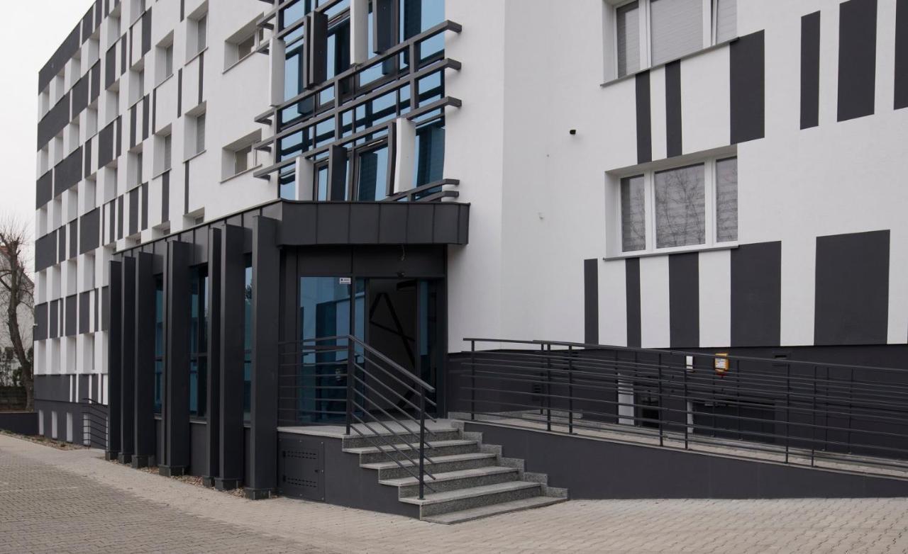 My 1St Place Poznan Aparthotel Bagian luar foto