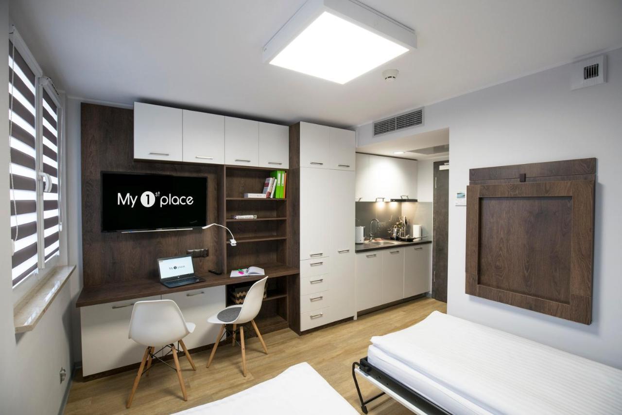 My 1St Place Poznan Aparthotel Bagian luar foto
